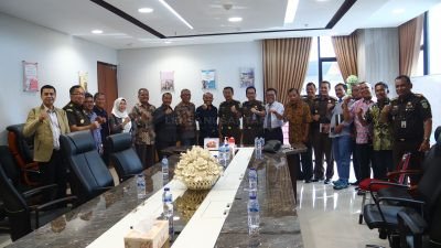 Kepala Kejati Riau Terima Kunjungan Ikatan Keluarga Batak Riau
