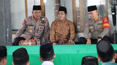 Silaturahmi ke Ponpes Sabillunnajah Simo, Kapolres Bojonegoro Minta Didoakan