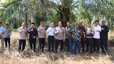 Wakapolda Sumbar Terima Hibah Tanah Pembagunan Markas Brimob di Pasaman Barat