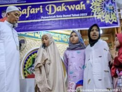 Safari Dakwah di Kelurahan Sukajadi, Wali Kota Dumai jadi Imam Sholat Berjamaah