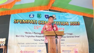 Kadisdikbud Muba Hadiri Peringatan Hari Jadi ke-15 SMP Negeri 4 Plakat Tinggi