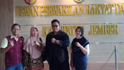 Tak Ditemui Satupun Anggota DPRD Jember Komisi D, FHTK Kecewa