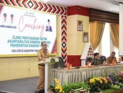 Bupati Tapsel Buka Coaching Clinic Penyusunan SAKIP LAKIP