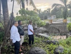 Sekda Mara Ondak Tinjau Banjir di Malampah Pasaman, Bupati Benny Imbau Warga Tetap Tenang