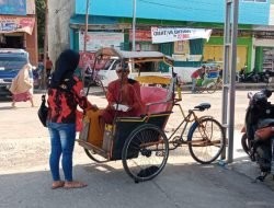 Pemuda Pancasila Bantaeng Peduli Sosial di Jum’at Berkah Bagikan Nasi Kotak