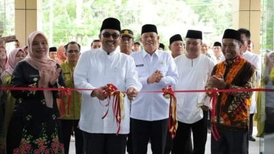 Bupati Pasaman Resmikan Pemakaian Kantor Camat Lubuksikaping