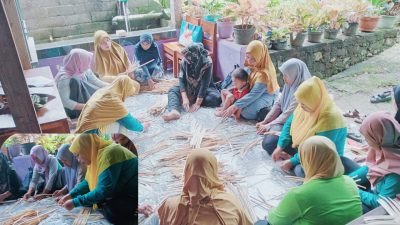 40 Ibu Rumah Tangga di Banjarnegara, Ikuti Pelatihan Pembuatan Kerajinan Besek Bersama Bacaleg Golkar