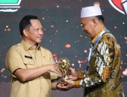 Pemkab Pasaman Barat Raih Penghargaan UHC Award Tahun 2023