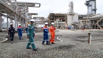 Lihat Pengelolaan Good Housekeeping, PT KPI RU Dumai Studi Banding ke PT Badak LNG