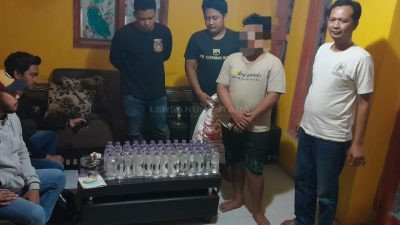 Nekat Jual Miras Oplosan di Bulan Suci Ramadan, Warga Bondowoso Diringkus Polisi