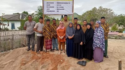 Kades Balohang Taliabu Lakukan Peletakan Batu Pertama Pembangunan Gedung TPQ