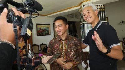 Pertemuan Ganjar dan Gibran yang Berhias Senyuman