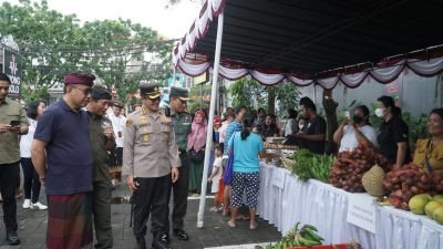 Bersama Forkompinda Kota Denpasar, Kapolresta Cek Harga Bahan Pokok Jelang Idul Fitri 1444 H