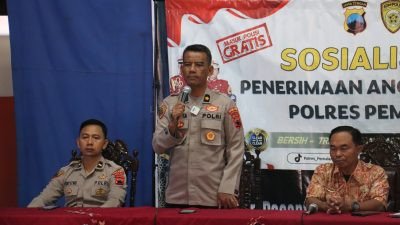 Sambangi SMAN 3 Pemalang, Polres Sosialisasikan Perpanjangan Penerimaan Anggota Polri Tahun 2023