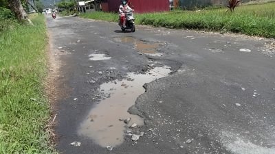Pemkab Rejang Lebong Akan Perbaiki Jalan Rusak di Desa Rimbo Recap
