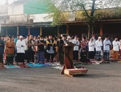 Ribuan Warga Muhammadiyah Melaksanakan Sholat Idul Fitri 1444 H di Terminal Mandiraja Banjarnegara