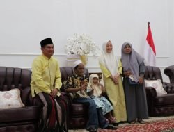 Momen Indah Saat 35 Penyandang Disabilitas Hadiri Open House Bupati Bojonegoro