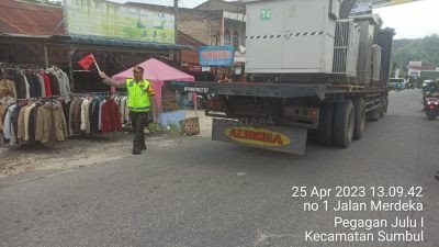 Dukung Kelancaran Operasi Ketupat Toba 2023, Sat Samapta Polres Dairi Lakukan Patroli di Beberapa Lokasi yang Rawan Kriminalitas dan Kemacetan