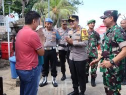 Sapa Wisatawan di Pantai Kuta, Kapolresta Denpasar dan Dandim 1611/Badung Patroli Bersama