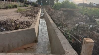 Pemdes Onemai Taliabu Serap DD untuk Pembangunan Drainase Sepanjang 204 Meter, Pekerjaan Menggunakan Sistem Padat Karya Tunai