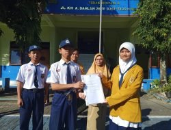 Ketua Pimda IPM Ngawi Lantik Pengurus Pimpinan Ranting IPM SMP MULIA