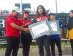 Febriana Atlet Bulutangkis Asal Jember Juara SEA Games 2023 di Kamboja Disambut Bupati Hendy Siswanto