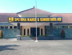 Tim URC DPUBMSDA Jember Kerjakan Proyek Perbaikan Jembatan BBWS Surabaya