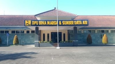 Tim URC DPUBMSDA Jember Kerjakan Proyek Perbaikan Jembatan BBWS Surabaya