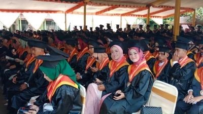 Purnawiyata SMAN 1 Panggul Kelas XII Lulus Seratus Persen