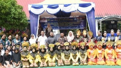 Bupati Tapsel Hadiri Perpisahan Siswa SMPN 1 Batang Toru