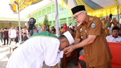 Lahirkan Generasi Islami, Wabup Bantaeng Hadiri Wisuda Santri Ponpes DDI Mattoanging