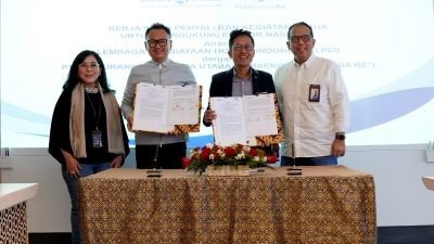 Perkuat Sinergi Antar Lembaga Milik Pemerintah, Indonesia Re Jalin Kerja Sama dengan LPEI
