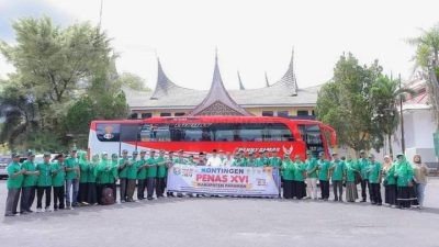 Bupati Pasaman Lepas Kontingen Penas Petani dan Nelayan ke-XVI Tahun 2023 di Kota Padang