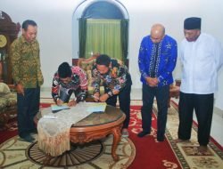 Bupati Pulau Taliabu Teken MoU dengan IAIN Ternate