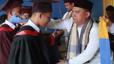 Bupati Labuhanbatu Hadiri Wisuda dan Syukuran Ponpes Modern Daarul Muhsinin Tahun Ajaran 2022-2023