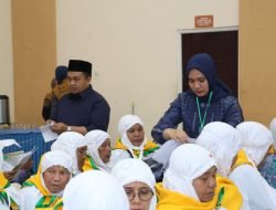 Bupati dan Ketua TP PKK Layani JCH Tapsel dengan Penuh Kasih Sayang