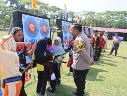 Menyambut HUT Bhayangkara ke-77, Polres Bondowoso Adakan Lomba Turnamen Panahan