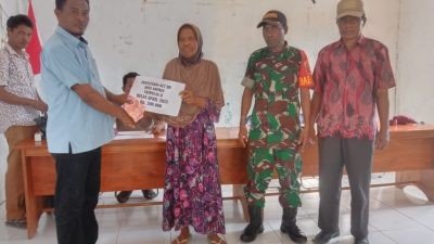 Pemdes Onemai Taliabu Salurkan BLT DD Tahap II ke 71 Penerima