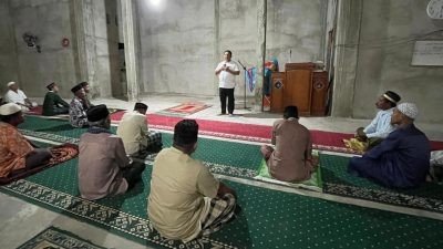 Pemkab Taliabu Beri Bantuan ke Mesjid Al Mujahidin Desa Keramat