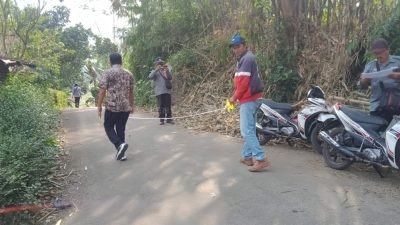 Monev Kegiatan Proyek Fisik, Camat Kalisat Jember Tinjau Desa Plalangan