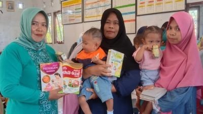 Rutin Gelar Posyandu, Kades Onemai Taliabu Pastikan Kesehatan Balita dan Lansia di Desanya