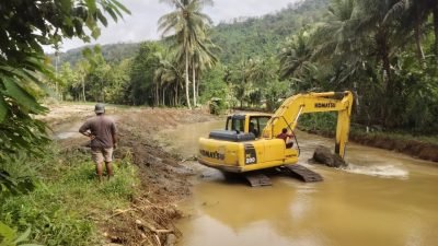 Pemerintah Desa Waykerap Berharap Tanggul yang Jebol Segera Digeronjong