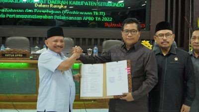 Bupati Situbondo Apresiasi Enam Fraksi DPRD Setujui Raperda Pertanggungjawaban Pelaksanaan APBD Tahun 2022