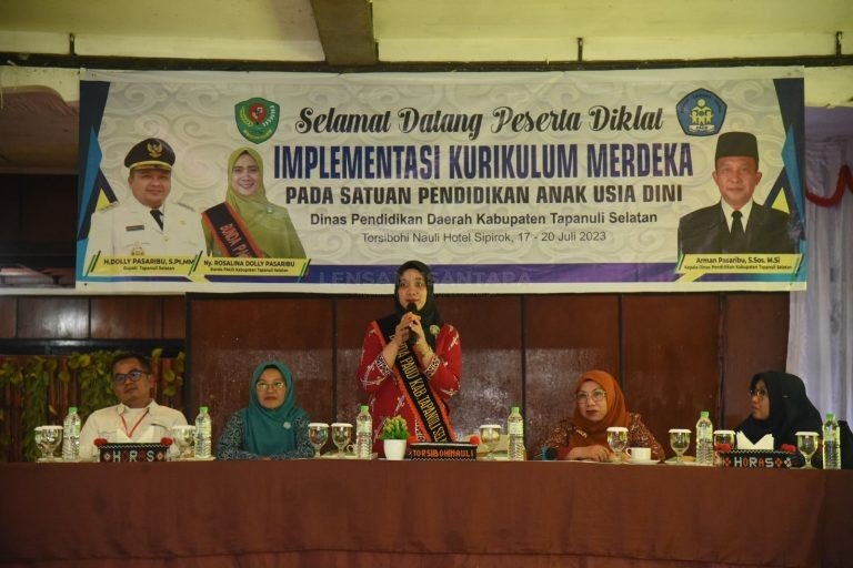 Ketua TP PKK Tapanuli Selatan