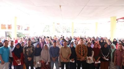 Bupati Bantaeng Salurkan BPNT Kepada 286 KPM di Biangkeke