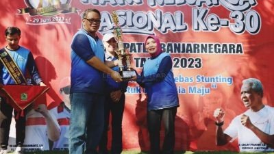 Peringati Harganas ke-30, Pemkab Banjarnegara Beri Penghargaan Bagi Para Juara dan Kader Keluarga Terbaik