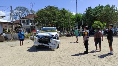 Tim Gabungan Sat Reskrim dan Sat Lantas Polresta Denpasar Amankan WNA Asal Irlandia Diduga Lakukan Tabrak Lari