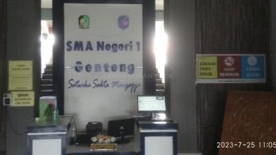 Seorang Warga Mengaku Ditolak Sekolahkan Anaknya di SMAN 1 Genteng Banyuwangi Karena Ada Titipan