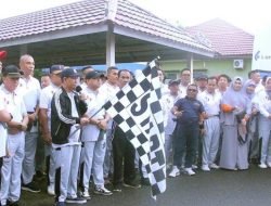 Ratusan Warga Ikuti Jalan Sehat HUT Kabupaten Lampung Utara ke-77