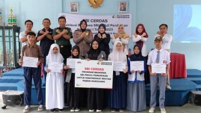 Peduli Pendidikan, SBI Pabrik Narogong di Bogor Berikan 463 Beasiswa